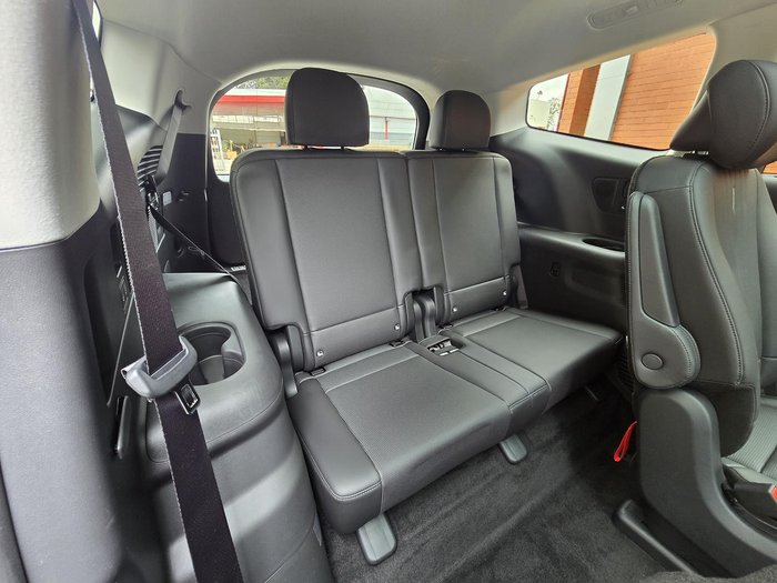 2025 Hyundai IONIQ 9 Calligraphy