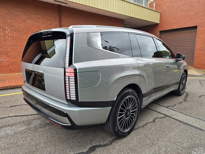 2025 Hyundai IONIQ 9 Calligraphy