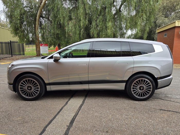 2025 Hyundai IONIQ 9 Calligraphy