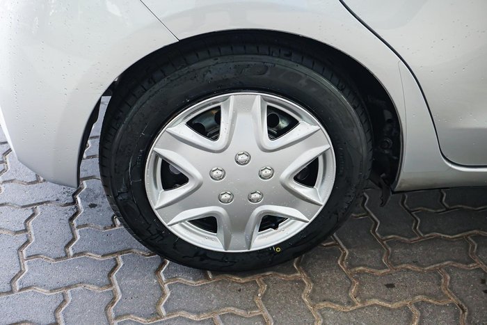 2017 Toyota Yaris Ascent