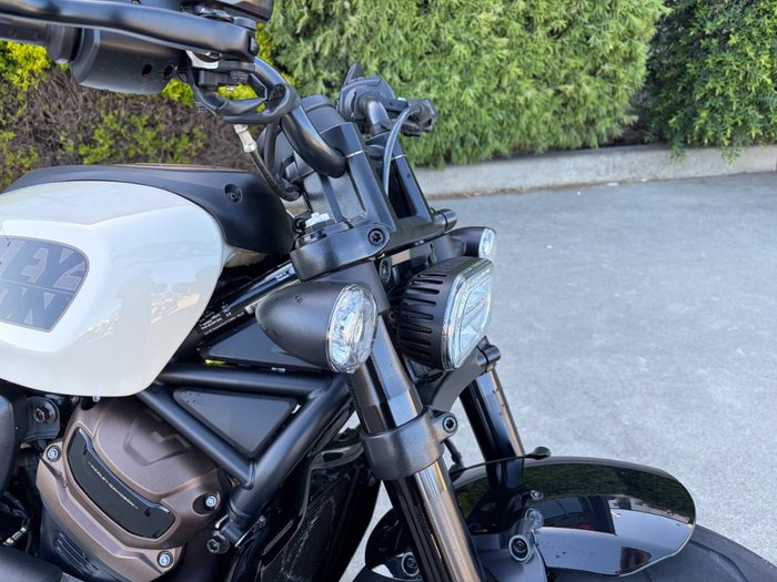 2022 HARLEY-DAVIDSON RH1250S SPORTSTER S white