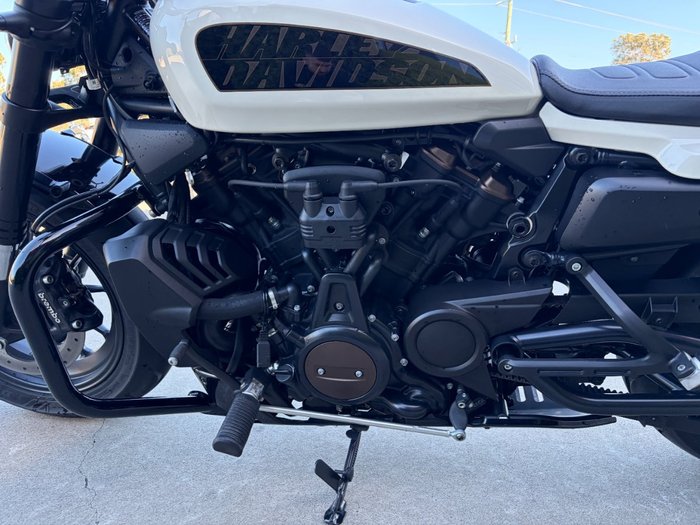 2022 HARLEY-DAVIDSON RH1250S SPORTSTER S white
