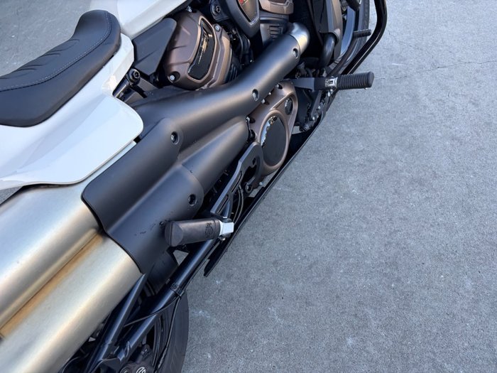 2022 HARLEY-DAVIDSON RH1250S SPORTSTER S white