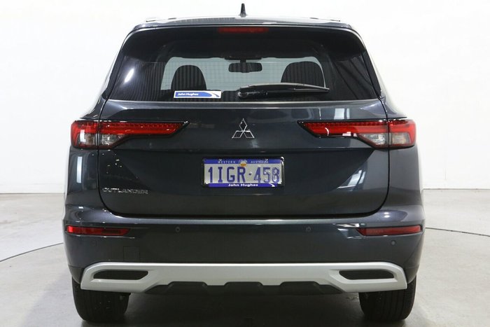 2024 Mitsubishi Outlander LS