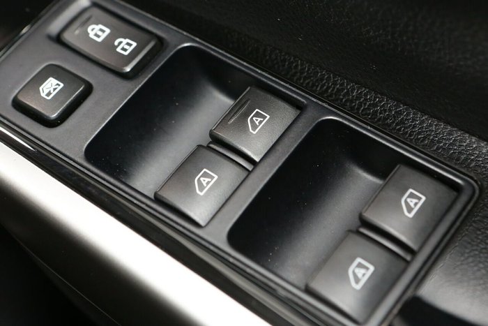 2021 Mitsubishi Pajero Sport GLX