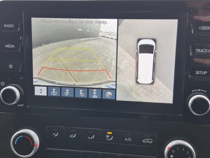 2022 Hyundai STARIA LOAD