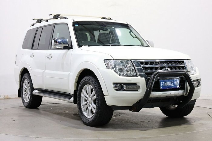 2020 Mitsubishi Pajero