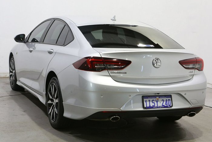 2019 Holden Commodore RS