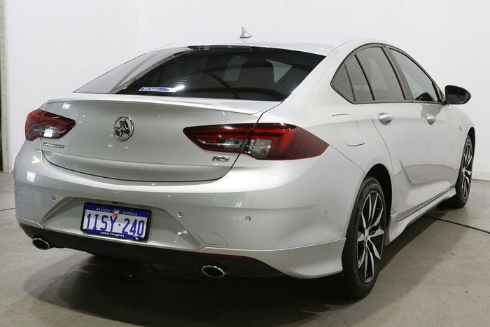2019 Holden Commodore RS