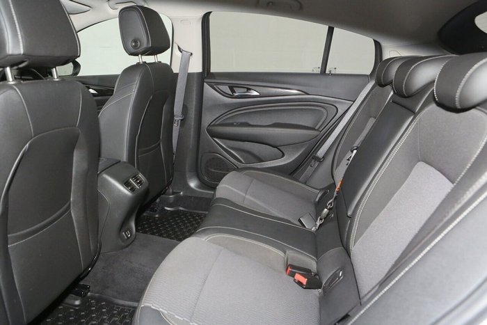 2019 Holden Commodore RS