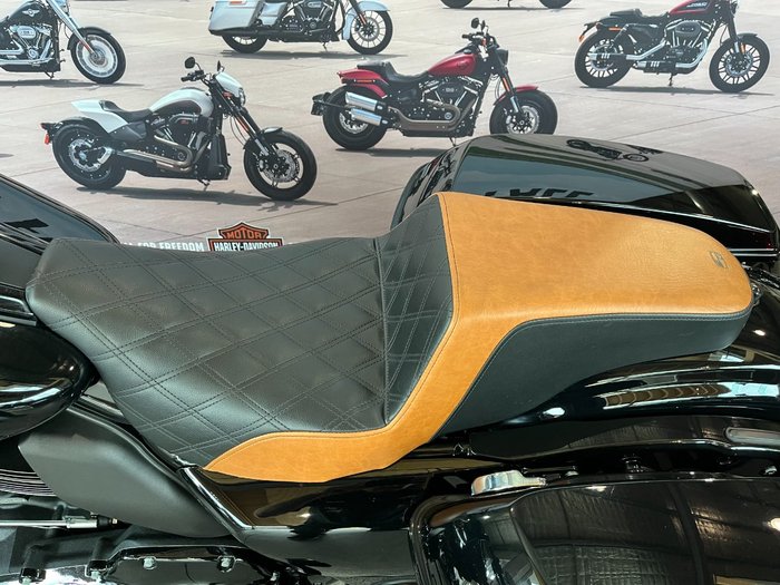 2022 Harley-davidson FLTRXST ROAD GLIDE SPL ST 117 Black