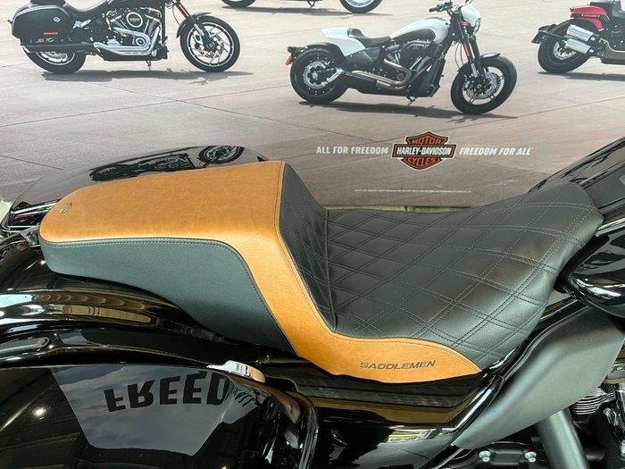 2022 Harley-davidson FLTRXST ROAD GLIDE SPL ST 117 Black