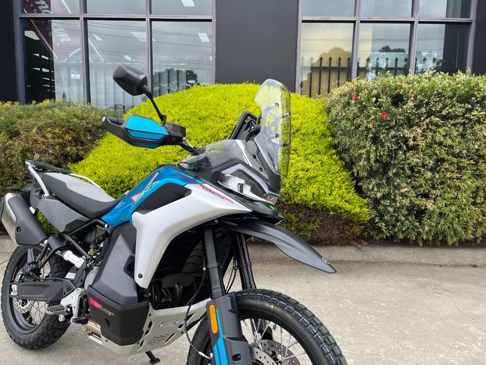 2025 CFMOTO MT-X