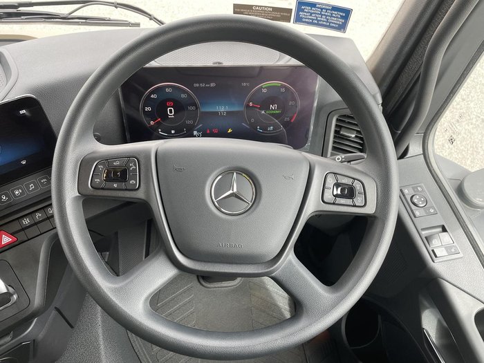 2024 Mercedes-Benz Actros 2653