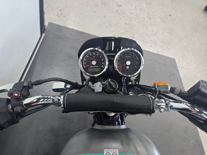 2022 ROYAL ENFIELD (SEE ALSO ENFIEL INTERCEPTOR 650 E5 CLASSIC Black