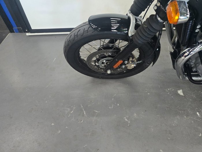 2022 ROYAL ENFIELD (SEE ALSO ENFIEL INTERCEPTOR 650 E5 CLASSIC Black