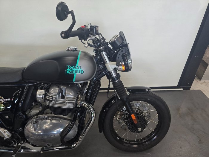 2022 ROYAL ENFIELD (SEE ALSO ENFIEL INTERCEPTOR 650 E5 CLASSIC Black
