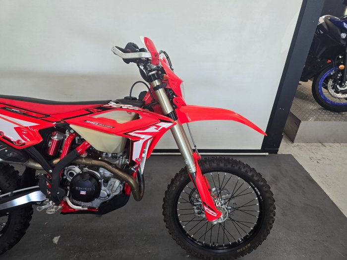 2023 BETA RR 350 4T EFI Red