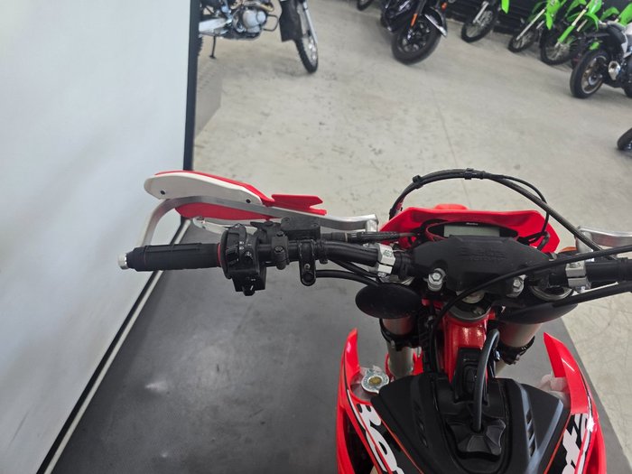 2023 BETA RR 350 4T EFI Red