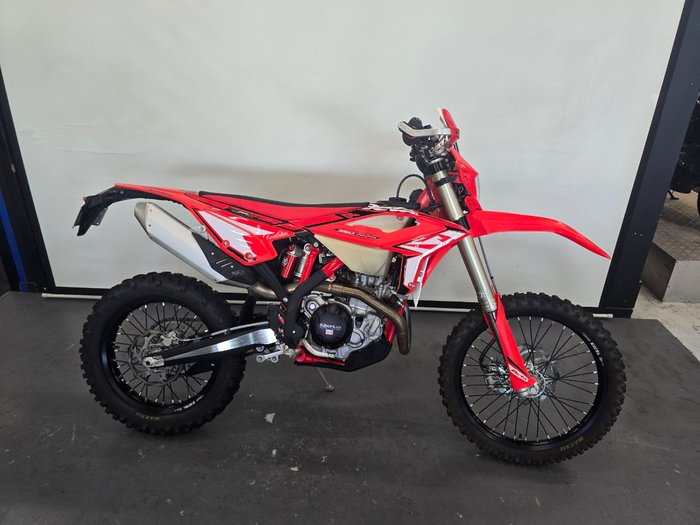 2023 BETA RR 350 4T EFI Red