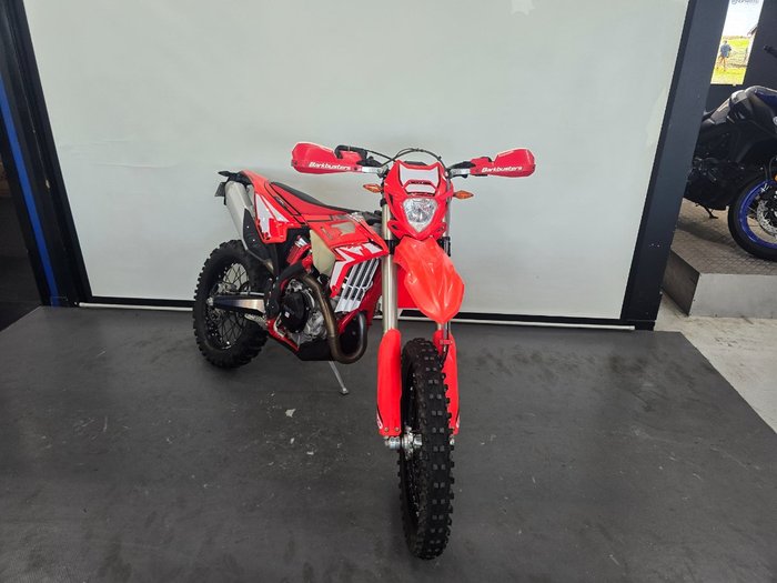2023 BETA RR 350 4T EFI Red