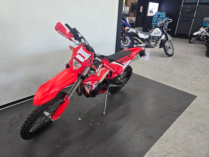 2023 BETA RR 350 4T EFI Red