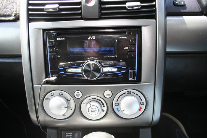 2006 Mitsubishi 380 ES DB Series 2 Mawson White