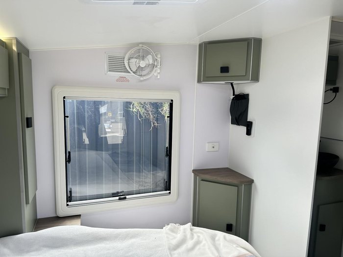2025 JB Caravans Dirt Road Extreme 22'6 Rear Club