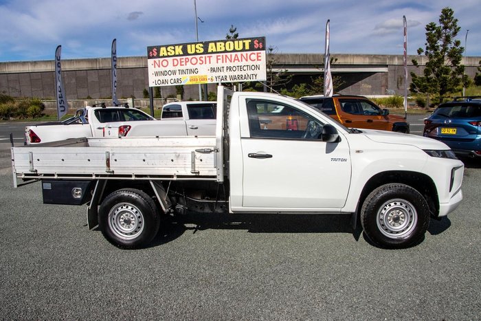 2019 Mitsubishi Triton GLX