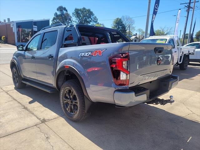 2025 NISSAN D23 PRO- NAVARA 4X4 2.3 DSL AUTO DC P4X STEALTH GREY