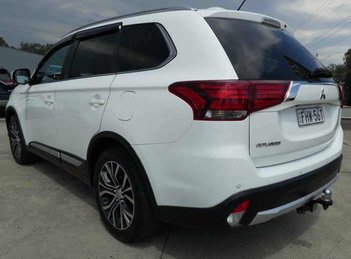 2016 Mitsubishi Outlander LS
