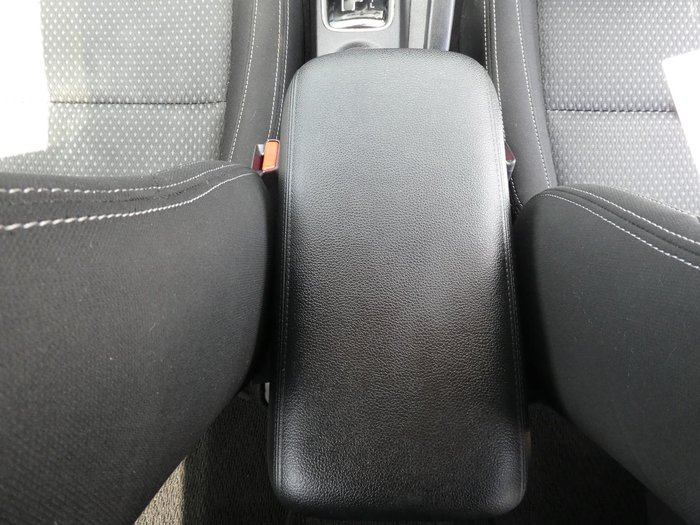 2016 Mitsubishi Outlander LS