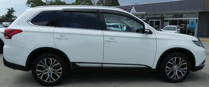 2016 Mitsubishi Outlander LS