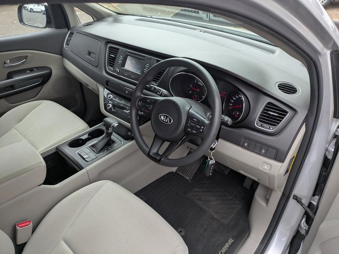2016 Kia Carnival S