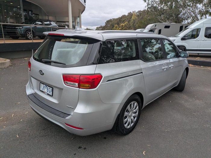 2016 Kia Carnival S