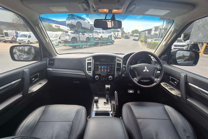 2019 Mitsubishi Pajero Exceed