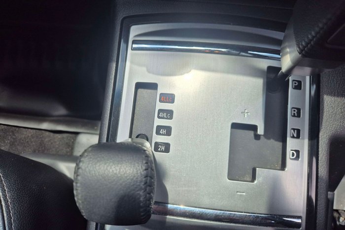 2019 Mitsubishi Pajero Exceed