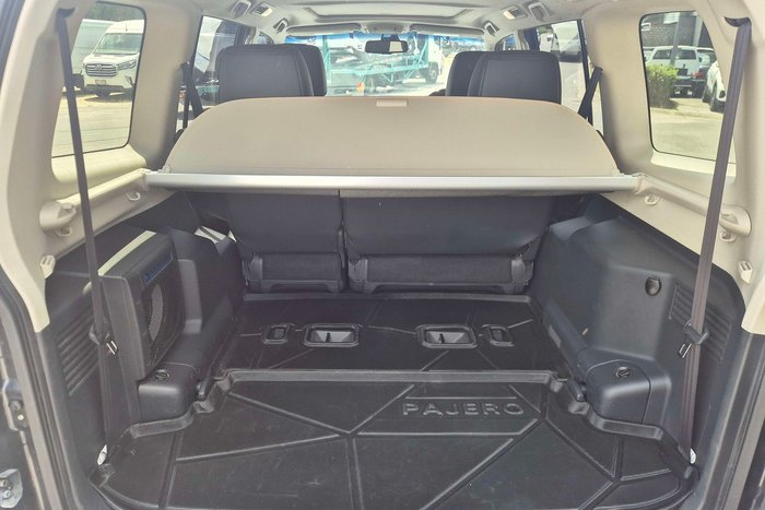 2019 Mitsubishi Pajero Exceed