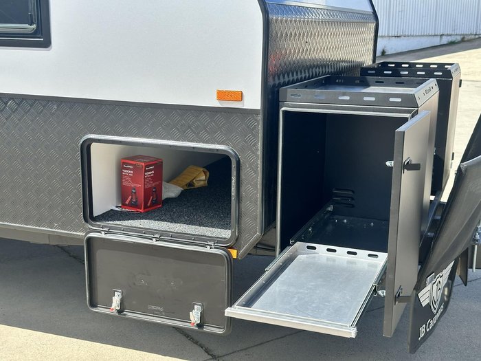 2025 JB Caravans Dirt Road Extreme 23'6 New Layout