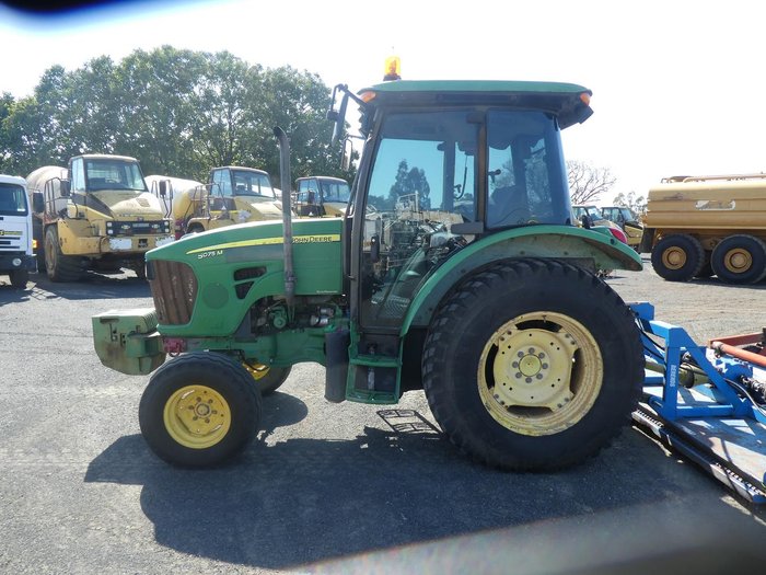 2012 JOHN DEERE 5075M