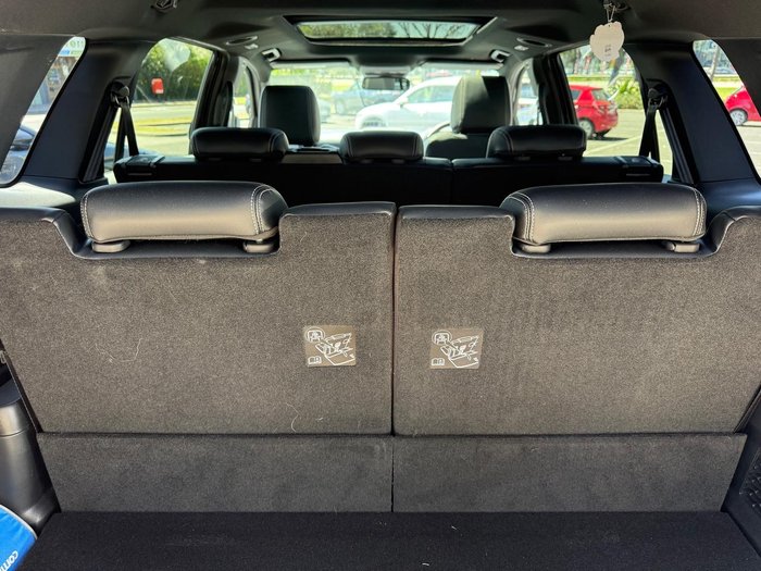 2025 Ford Everest Platinum