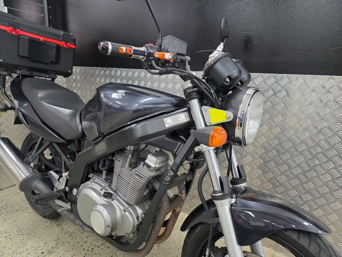 2013 Suzuki GS500 BLACK