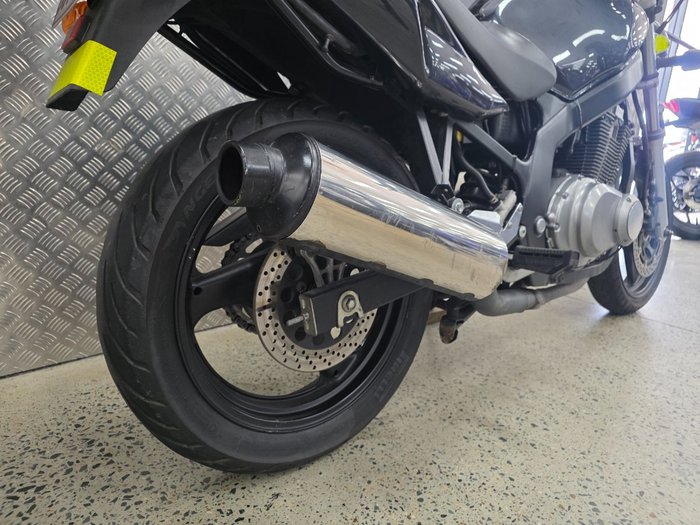 2013 Suzuki GS500 BLACK