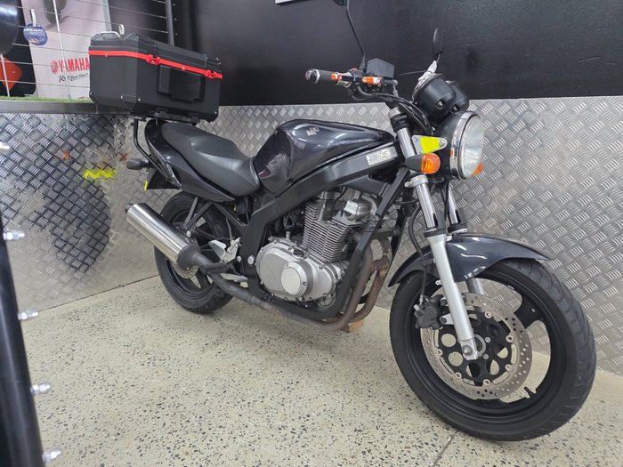 2013 Suzuki GS500 BLACK