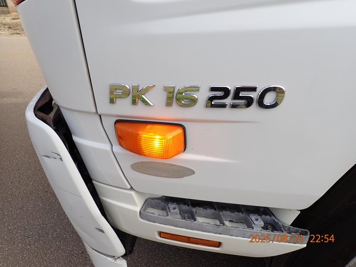 2015 UD Pk Series PK 16 250 WHITE