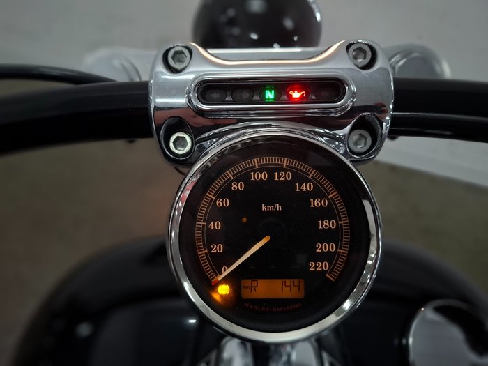 2015 HARLEY-DAVIDSON FXSB SOFTAIL BREAKOUT Black
