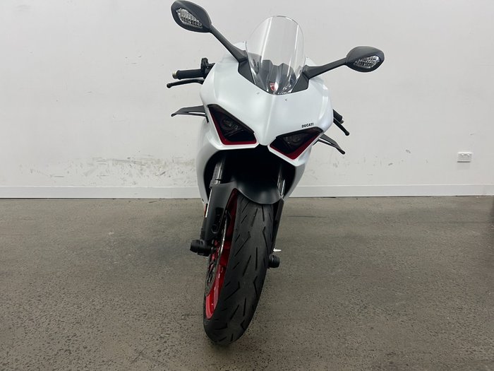2022 DUCATI PANIGALE V2 White