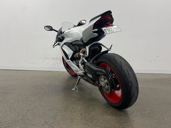 2022 DUCATI PANIGALE V2 White