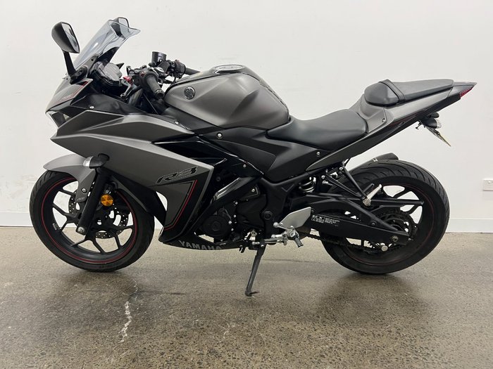 2016 Yamaha YZF-R3 Grey