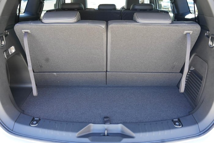 2025 Isuzu MU-X LS-T